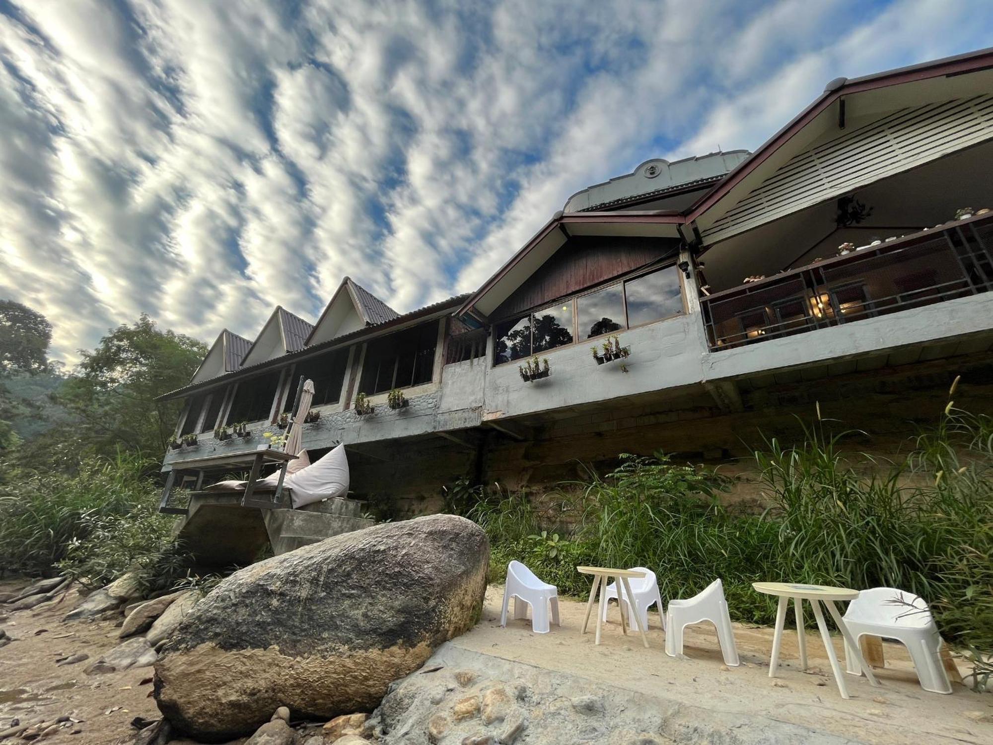 Thansila Resort Ranong Ngoại thất bức ảnh